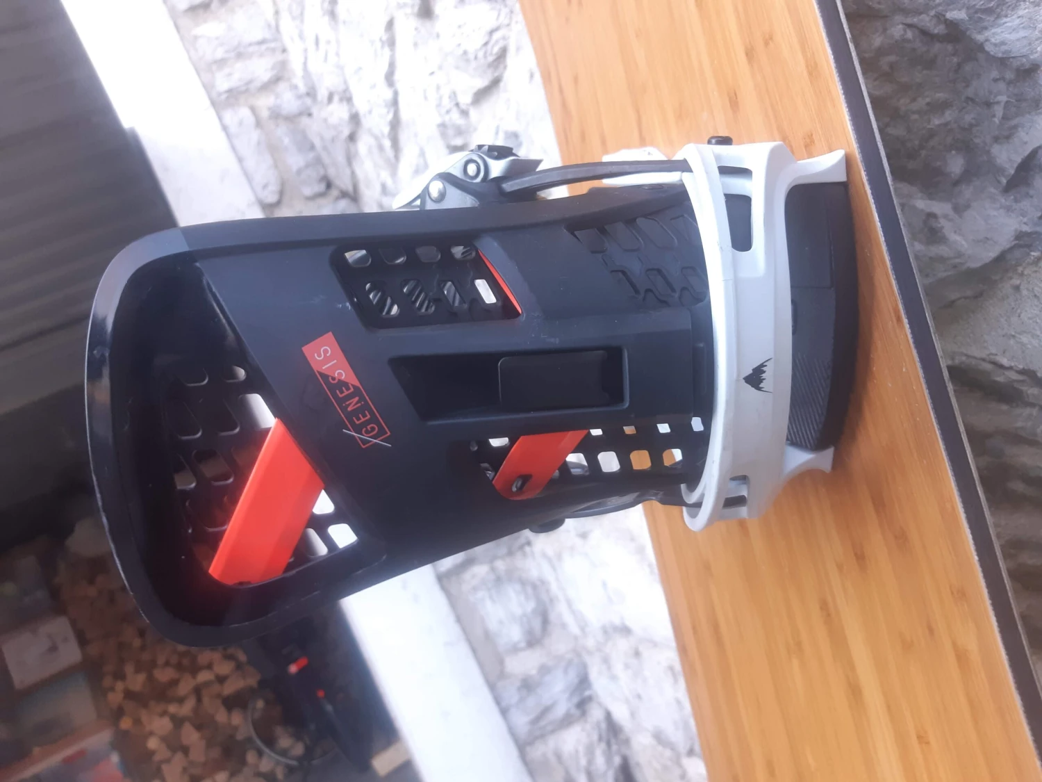 Jones Hovercraft 4 Jones Hovercraft – Image 4