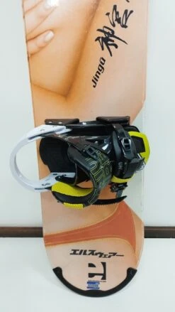 W -MRA Snow Magasin 63d2ad3a9efa78.56103634 snowboards autre w