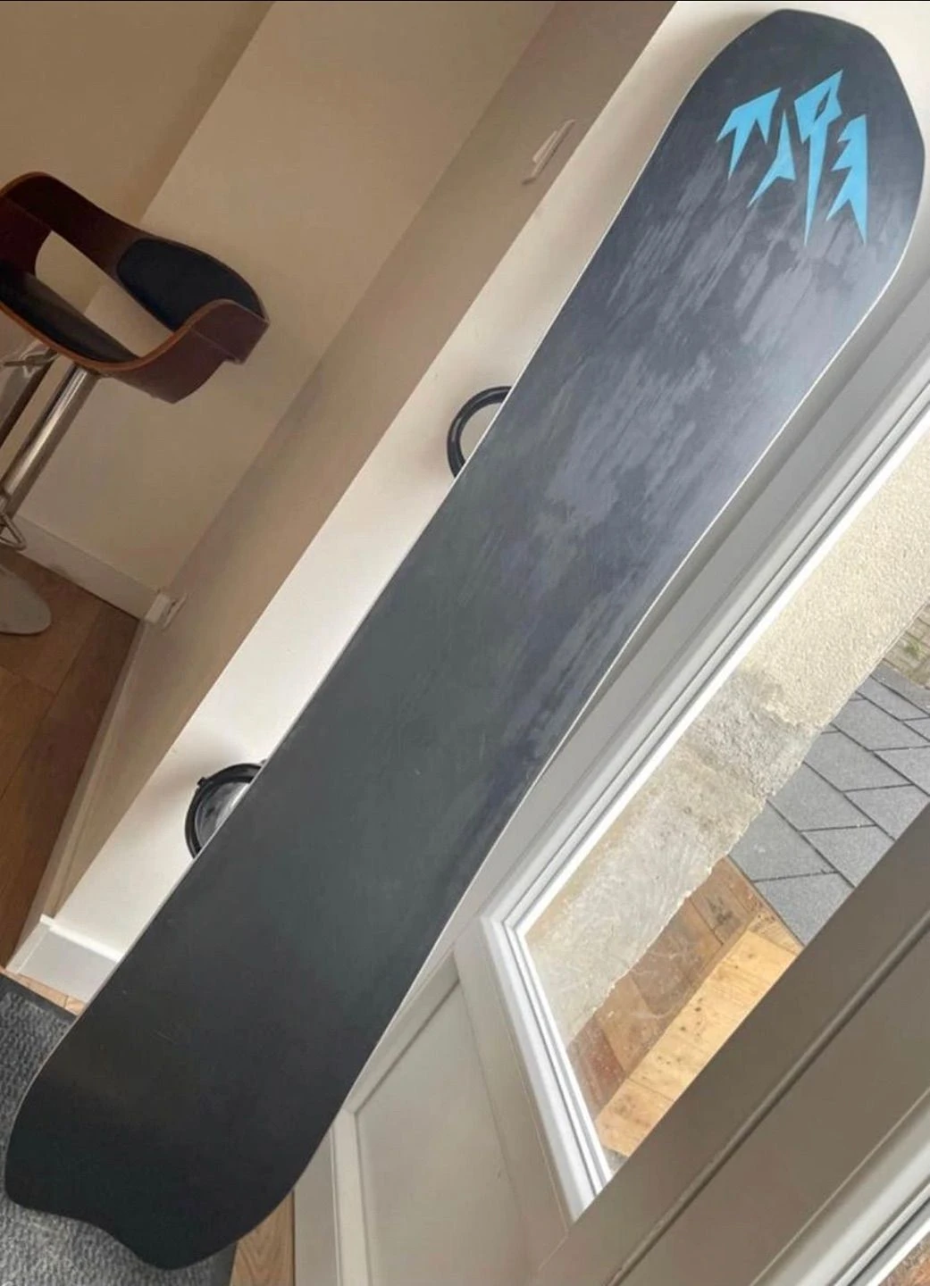 Jones Stratos 156 3 Jones Stratos 156 – Image 3