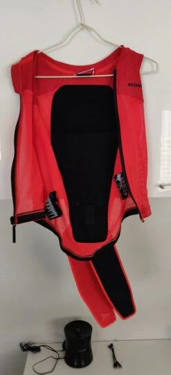 Dorsale ATOMIC Shield Junior Taille JL -MRA Snow Magasin 63f69abd57a953.90858105 php9limdo