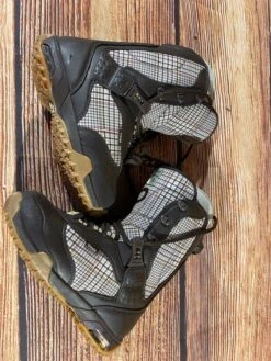 Vans 9 Vans -MRA Snow Magasin 64074798656579.50114483 chaussures de snowboard vans vans