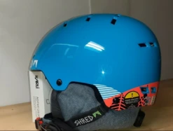 SHRED Bumper 8 SHRED Bumper -MRA Snow Magasin 70 1