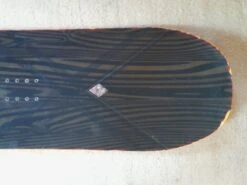 NIDECKER Minimal -MRA Snow Magasin file 22